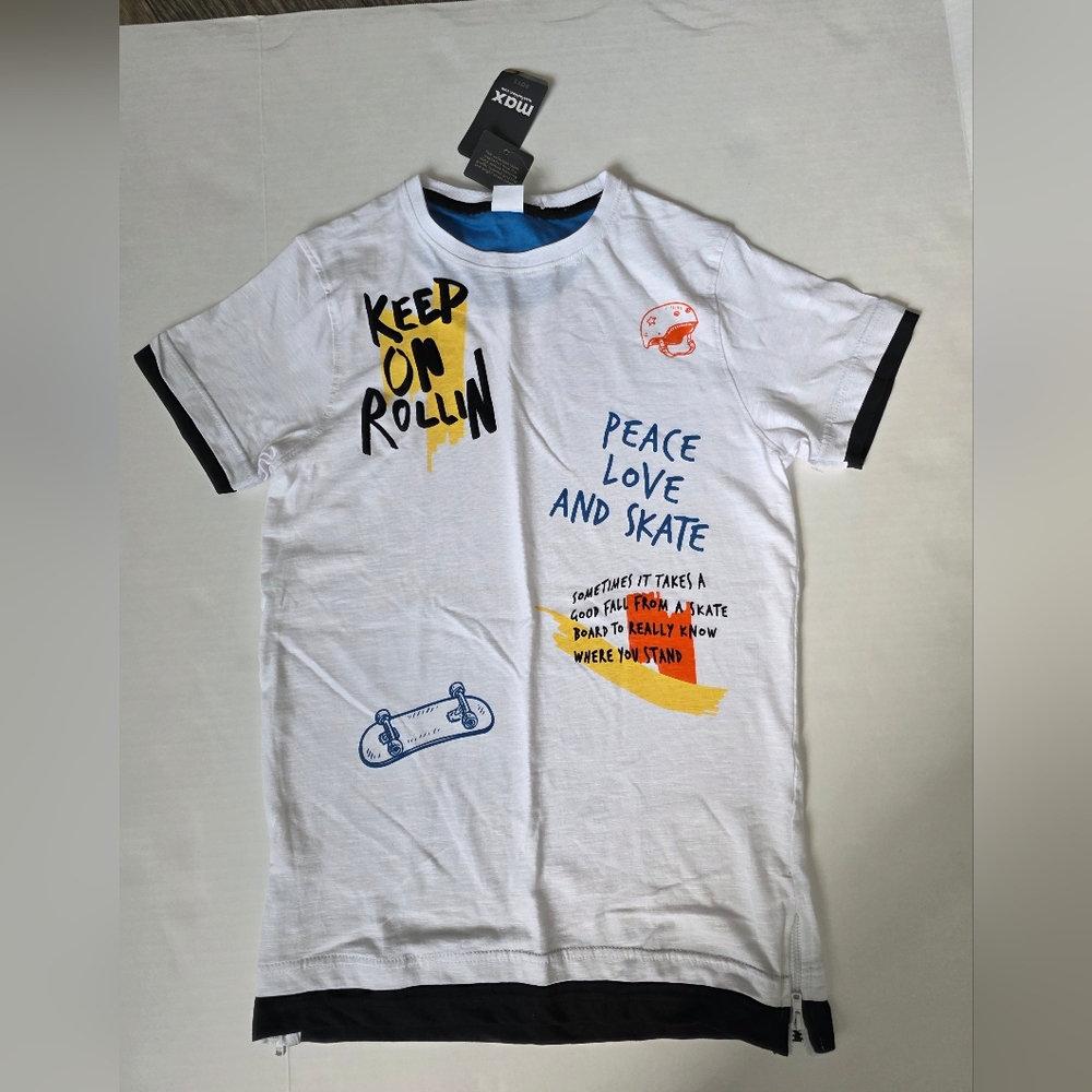 Max Kids Size 11/12 White Graphic T-Shirt with Skateboard Design New